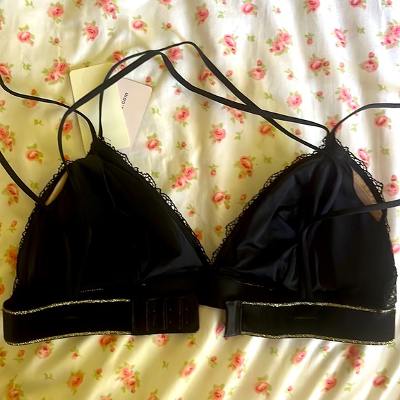 b.tempt'd by Wacoal Lace Encounter Strappy Bralette - Picture 6 of 6